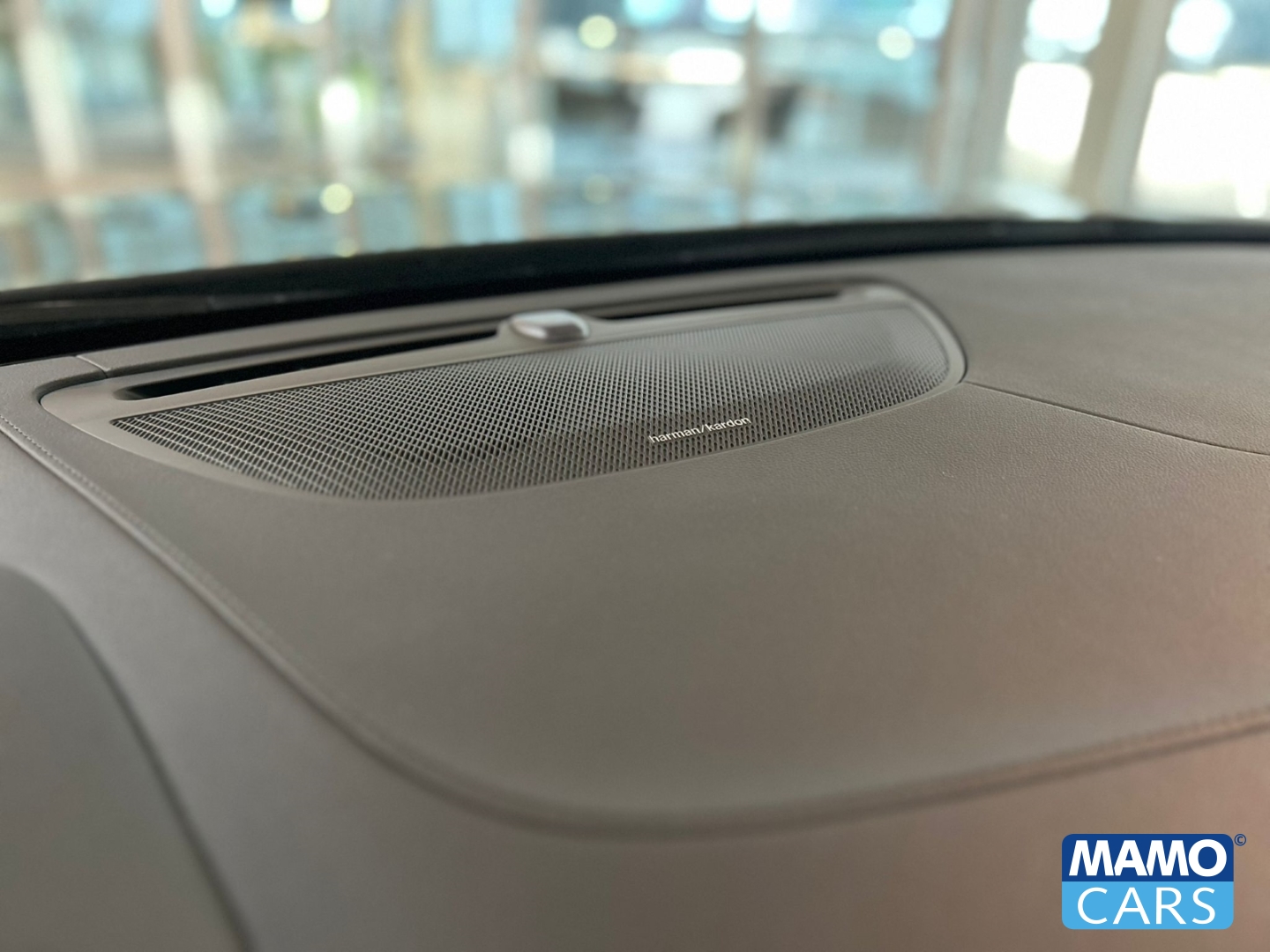 Fahrzeugabbildung Volvo V90 T6 AWD Recharge Plus Bright AHK/BLIS/H&K/PANO