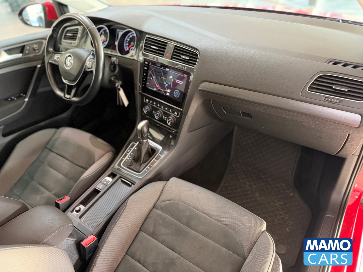 Fahrzeugabbildung Volkswagen Golf VII Variant Comfortline AHK/PDC/SHZ/NAVI