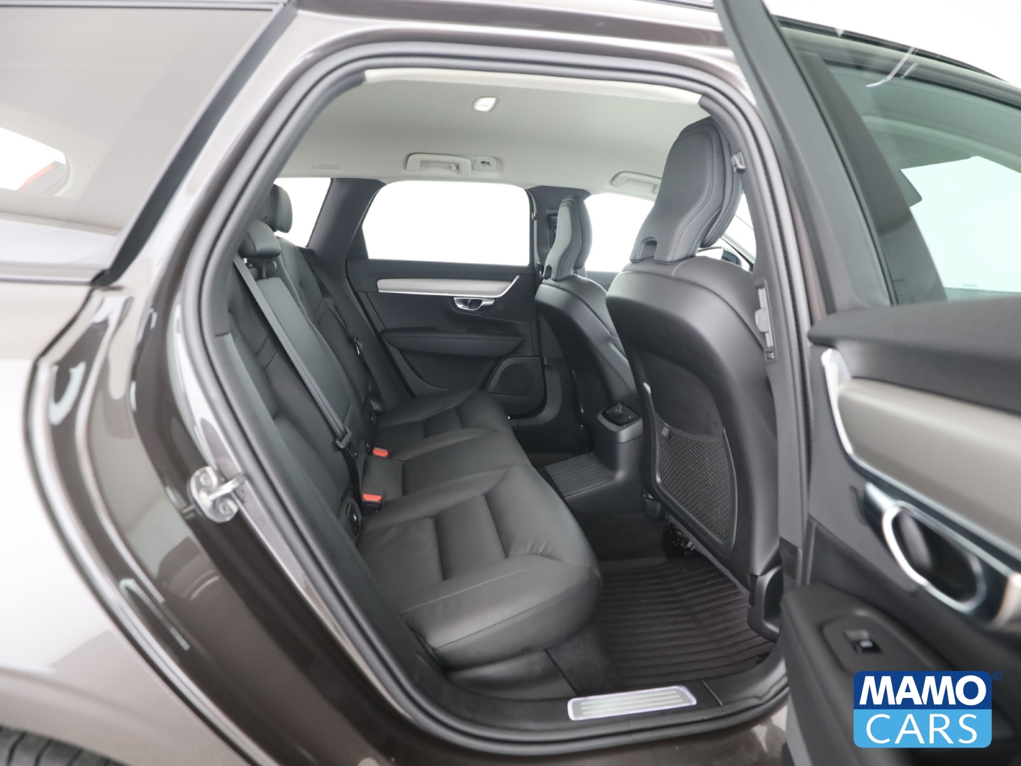 Fahrzeugabbildung Volvo V90 T6 AWD Plus Dark Recharge AHK/ACC/360°/H&K