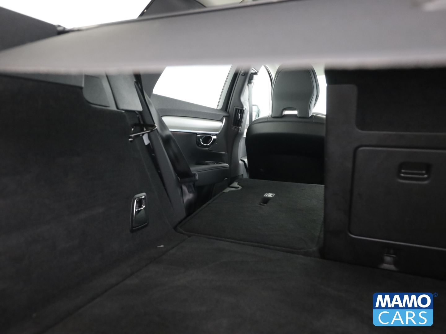 Fahrzeugabbildung Volvo V90 T6 AWD Plus Dark Recharge AHK/ACC/360°/H&K
