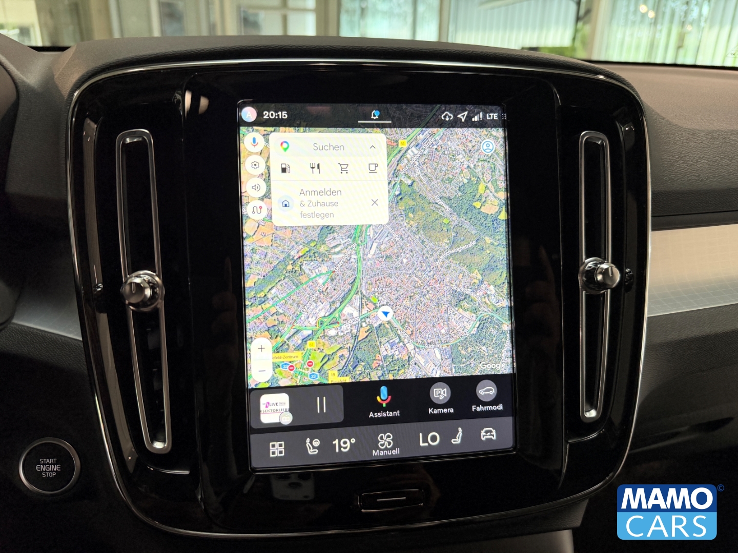 Fahrzeugabbildung Volvo XC40 B3 Core ACC/BLIS/NAVI/CAM