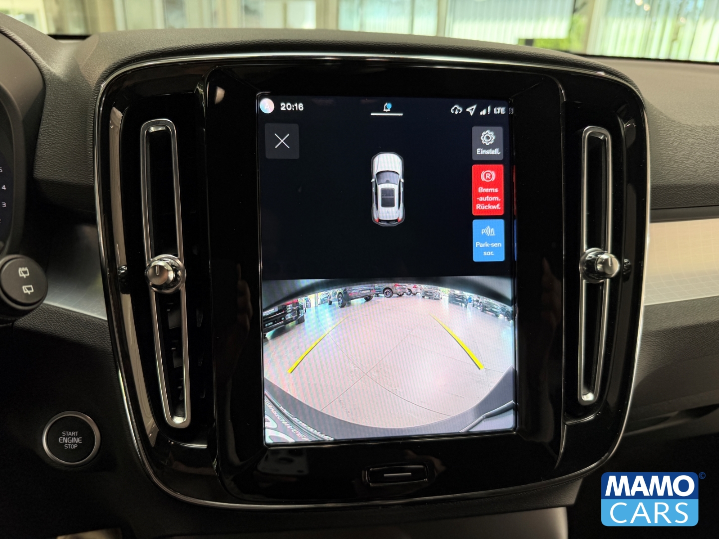 Fahrzeugabbildung Volvo XC40 B3 Core ACC/BLIS/NAVI/CAM
