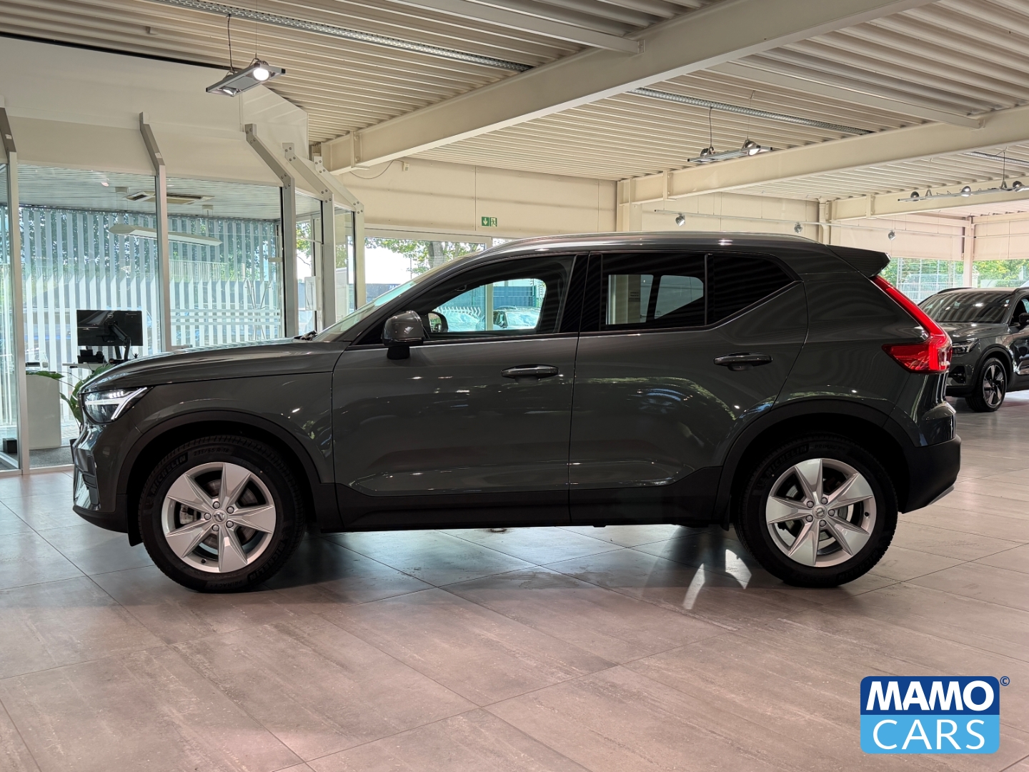 Fahrzeugabbildung Volvo XC40 B3 Core ACC/BLIS/NAVI/CAM