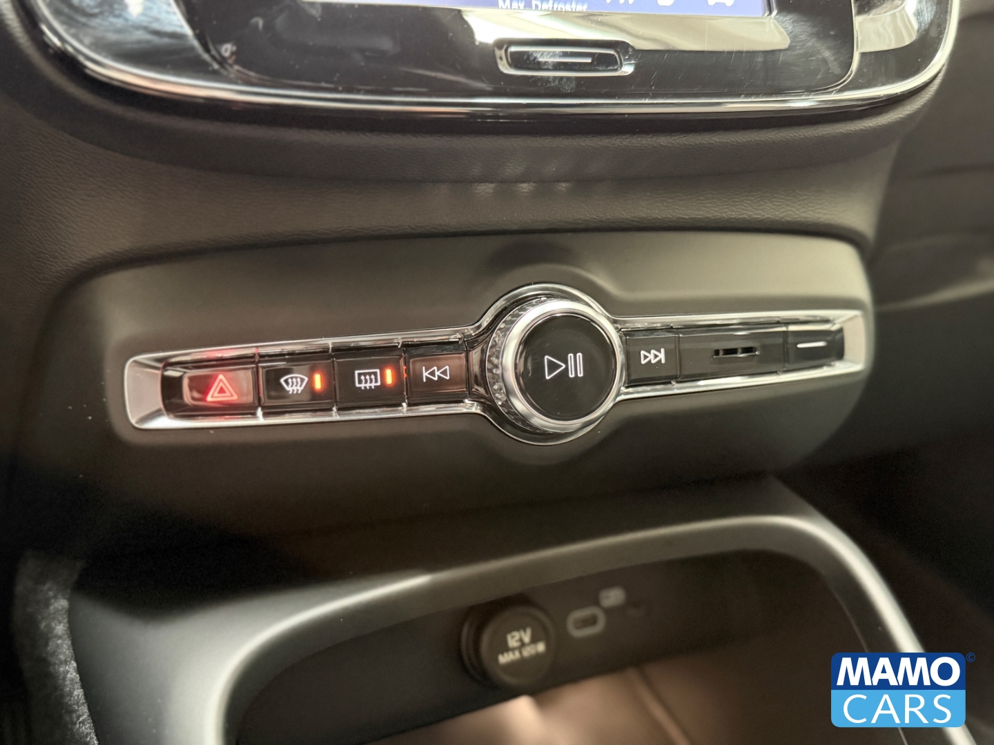 Fahrzeugabbildung Volvo XC40 B3 Core ACC/BLIS/NAVI/CAM