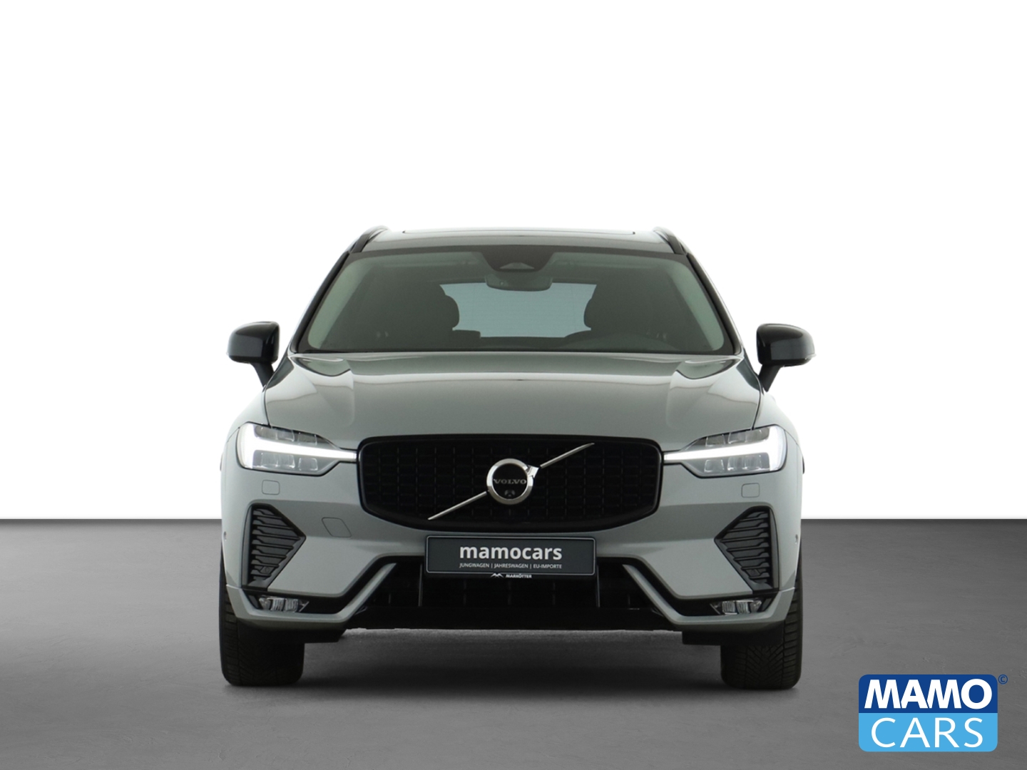 Fahrzeugabbildung Volvo XC60 B5 Ultra Dark AWD AHK/Luft/Pano/21-Zoll/360