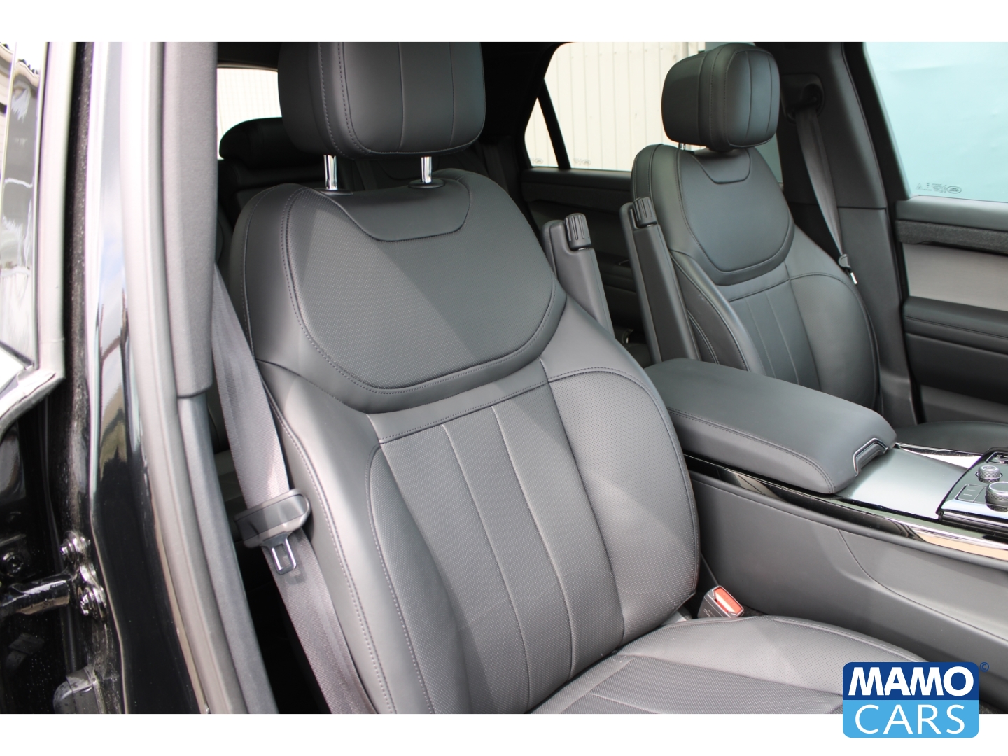 Fahrzeugabbildung Land Rover Range Rover Sport D300 Dynamic HSE/BLACK/AHK/PANO