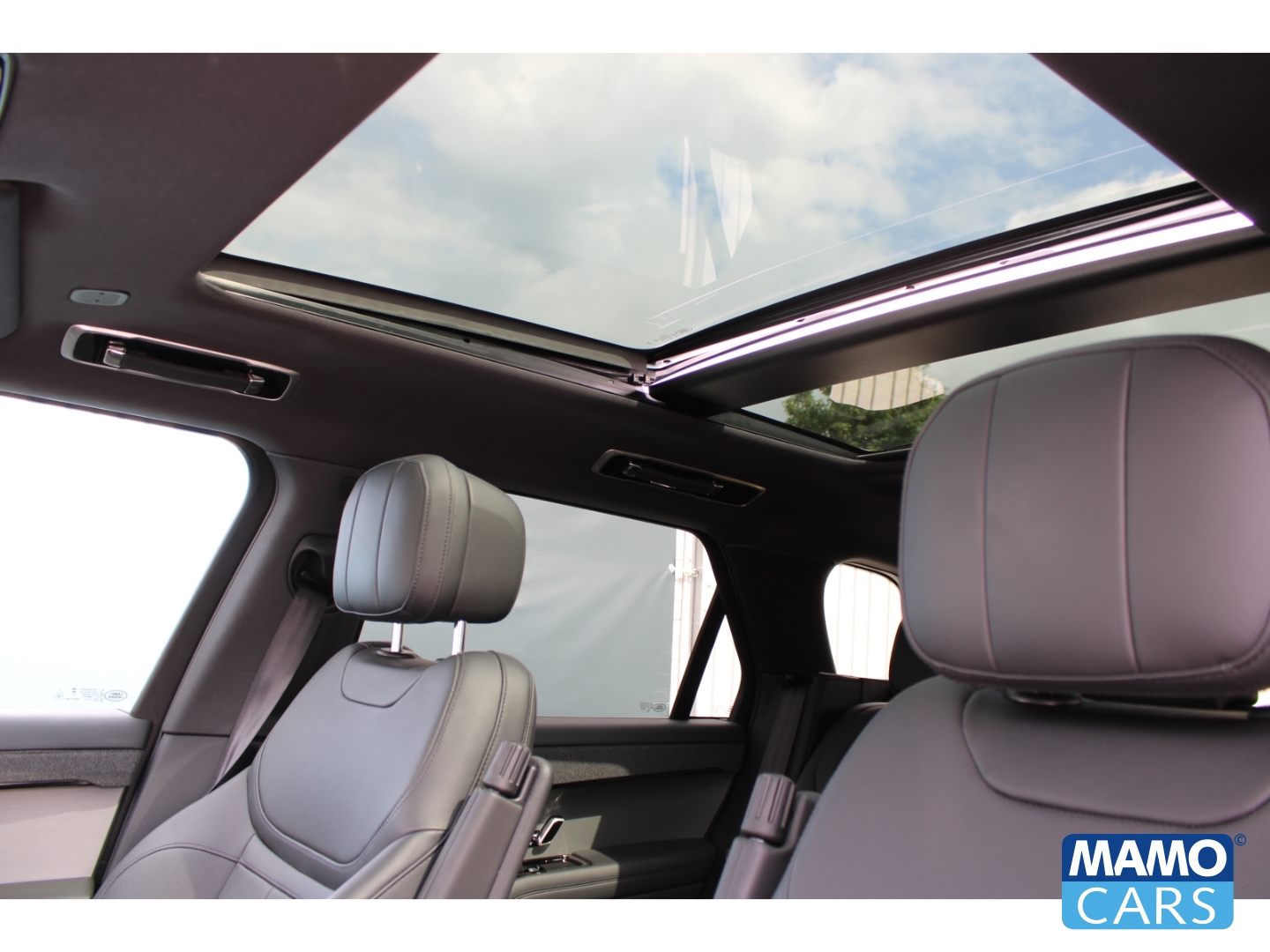 Fahrzeugabbildung Land Rover Range Rover Sport D300 Dynamic HSE/BLACK/AHK/PANO