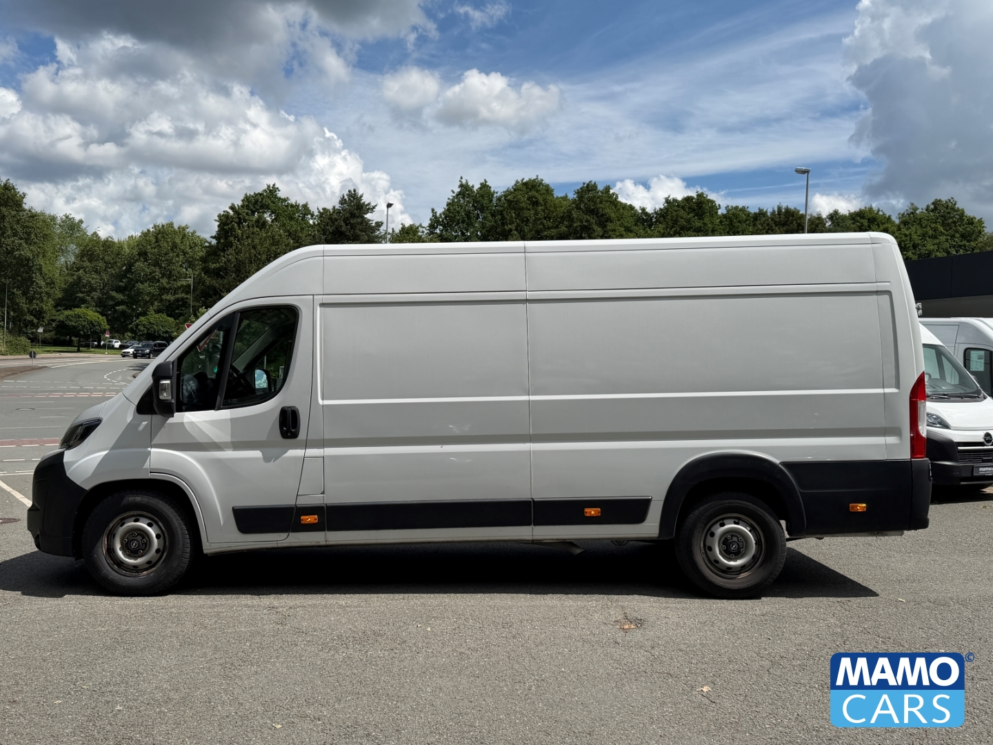 Fahrzeugabbildung Opel Movano Kasten 3.5t L4H2 BlueHDI 140 TEMP/CAM