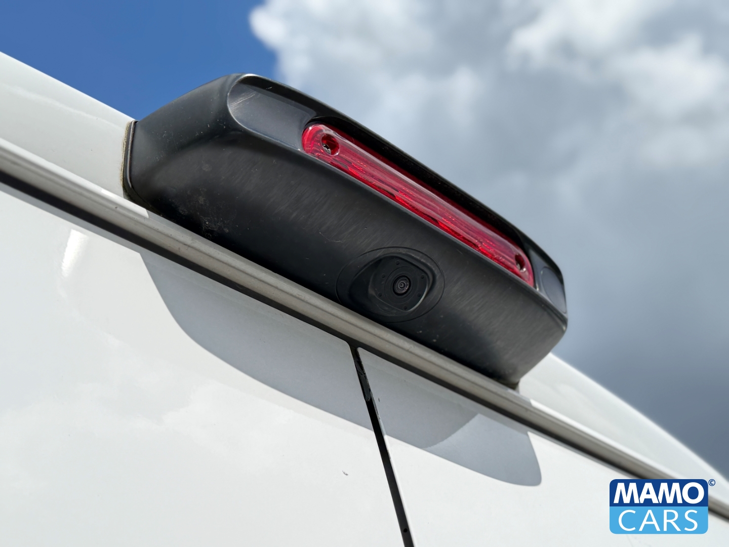 Fahrzeugabbildung Opel Movano Kasten 3.5t L4H2 BlueHDI 140 TEMP/CAM