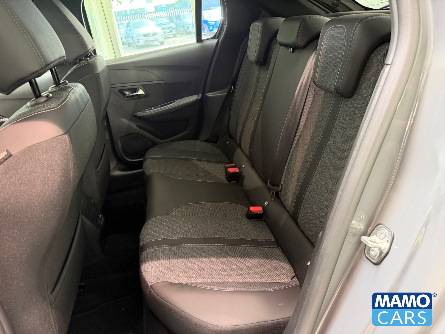 Fahrzeugabbildung Peugeot 208 Allure PureTech 100 NAVI/KLIMA/SHZ/CAM