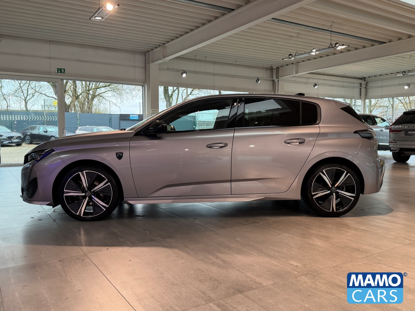 Fahrzeugabbildung Peugeot 308 GT ACC/BLIS/CAM/FSH/FOCAL/MATRIX/SHZ/NAVI