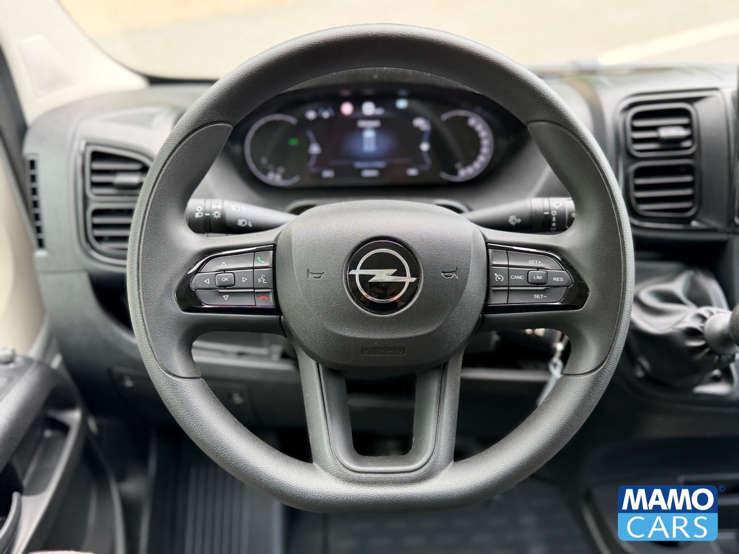 Fahrzeugabbildung Opel Movano Kasten 3.5t L4H2 BlueHDI180 BLIS/CAM/NAVI