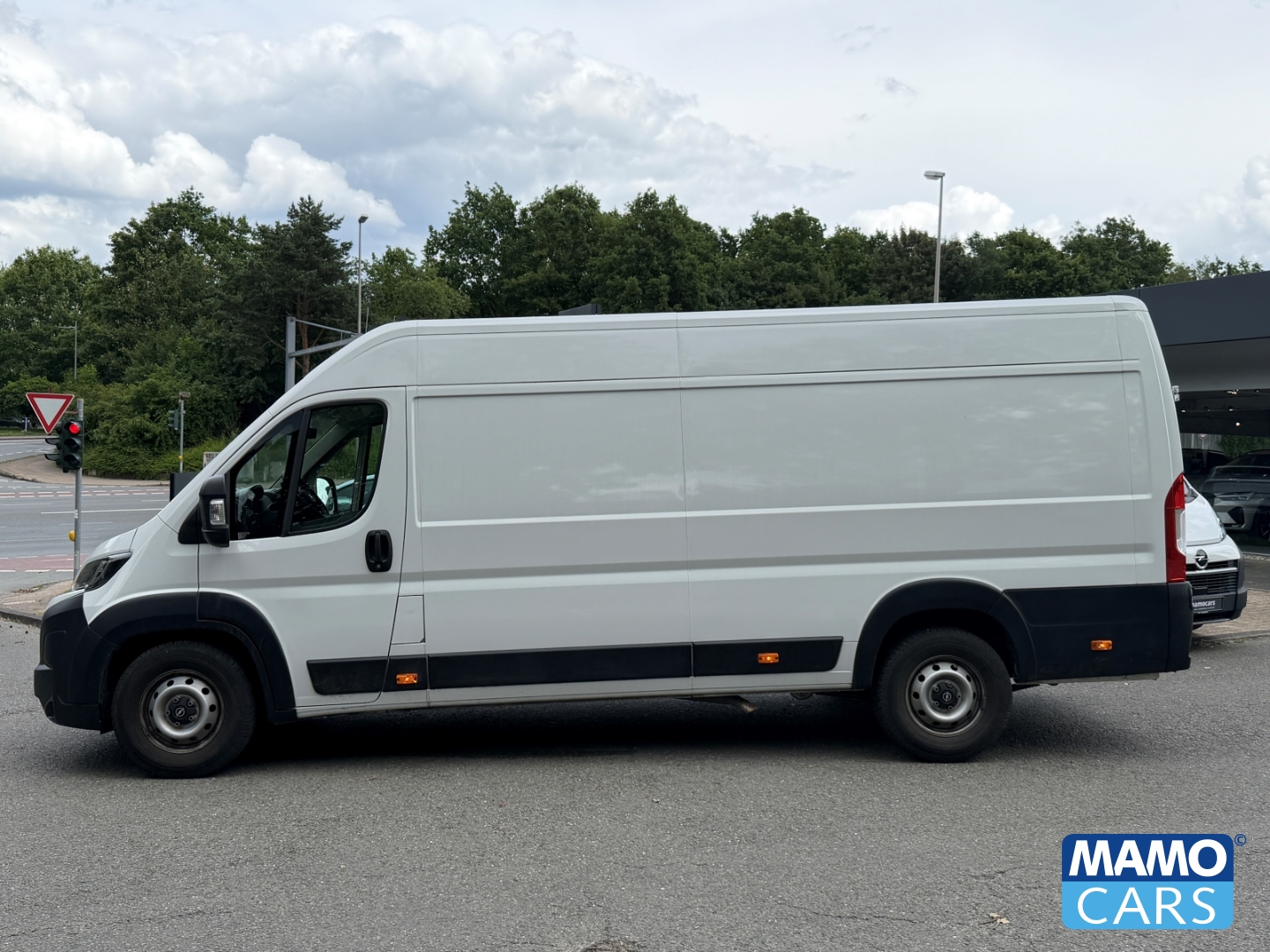 Fahrzeugabbildung Opel Movano Kasten 3.5t L4H2 BlueHDI180 BLIS/CAM/NAVI