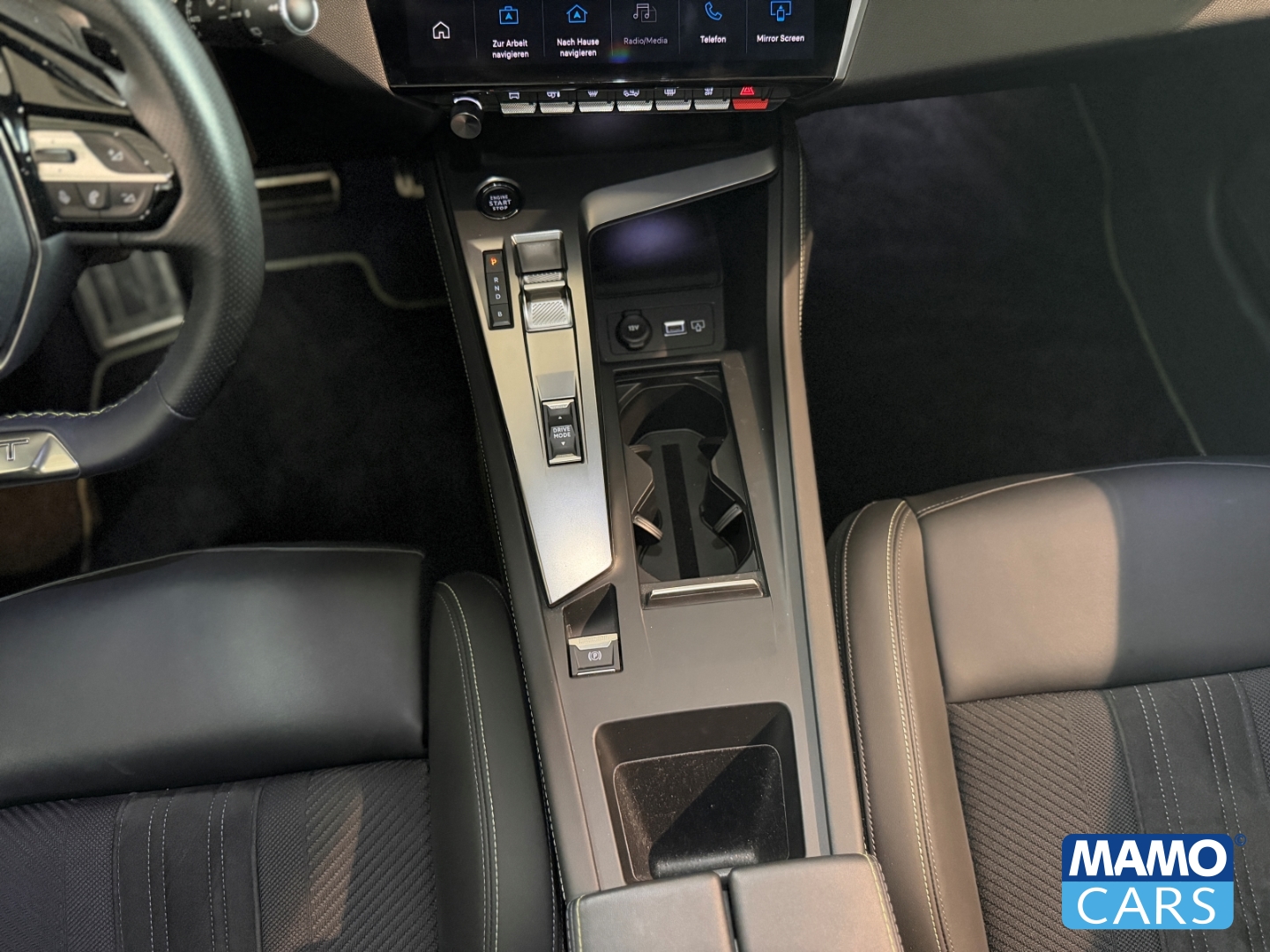 Fahrzeugabbildung Peugeot 308 GT Pack Plug-In Hybrid ACC/AHK/CAM/LED/PANO
