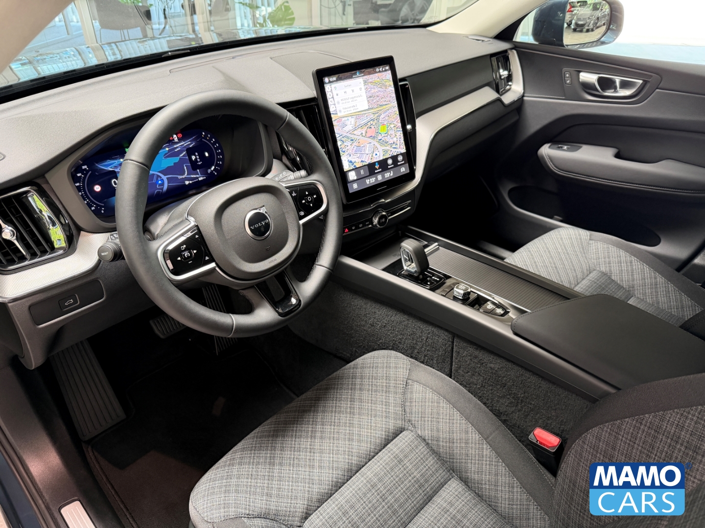 Fahrzeugabbildung Volvo XC60 B5 AWD Core FACELIFT/ACC/BLIS/CAM/SHZ/FSH