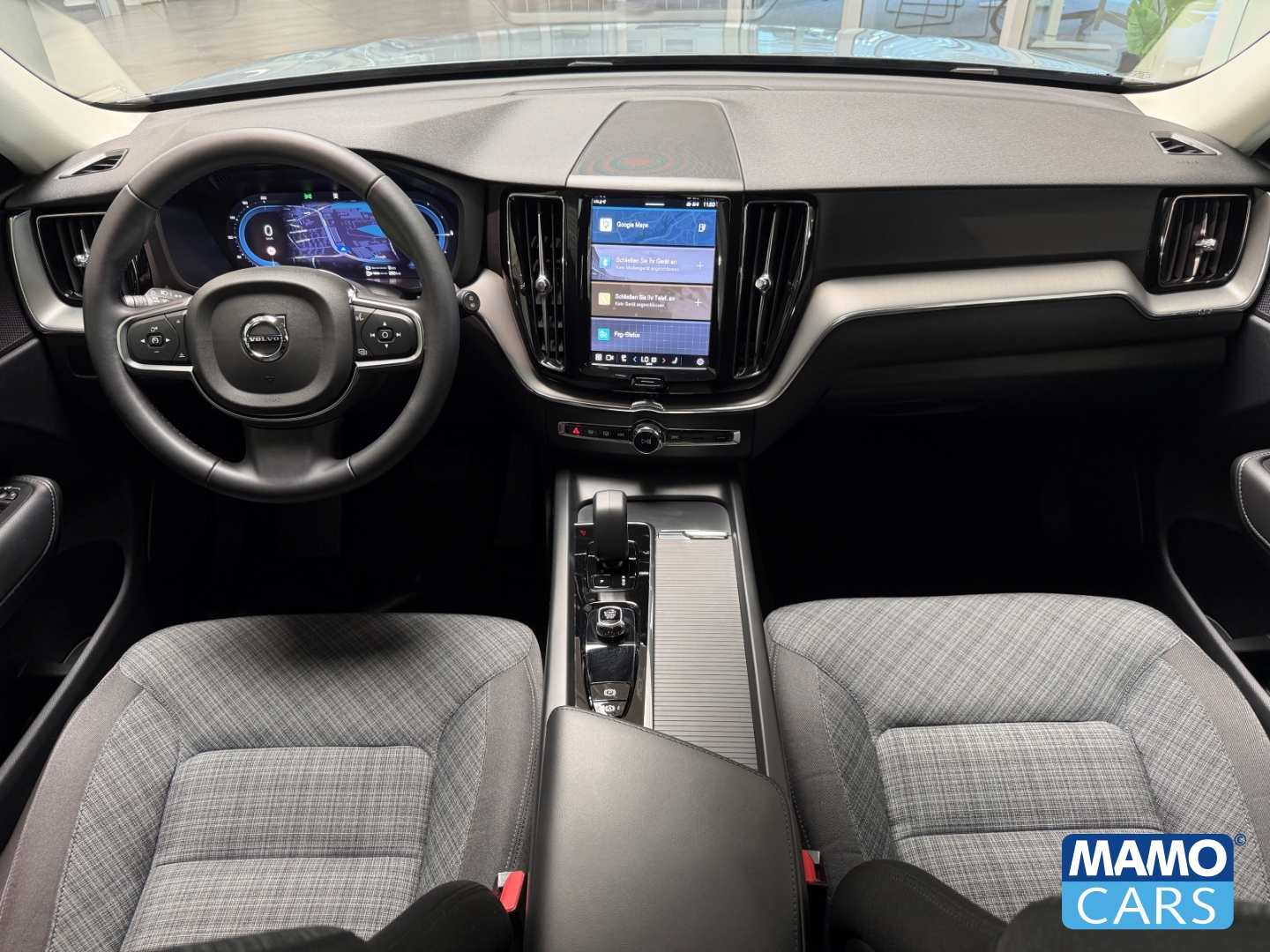 Fahrzeugabbildung Volvo XC60 T6 AWD Core Recharge ACC/BLIS/AHK/FSH/PANO