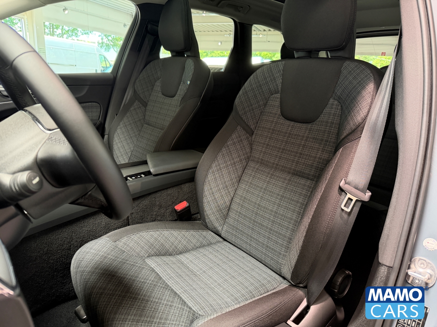Fahrzeugabbildung Volvo XC60 T6 AWD Core Recharge ACC/BLIS/AHK/FSH/PANO