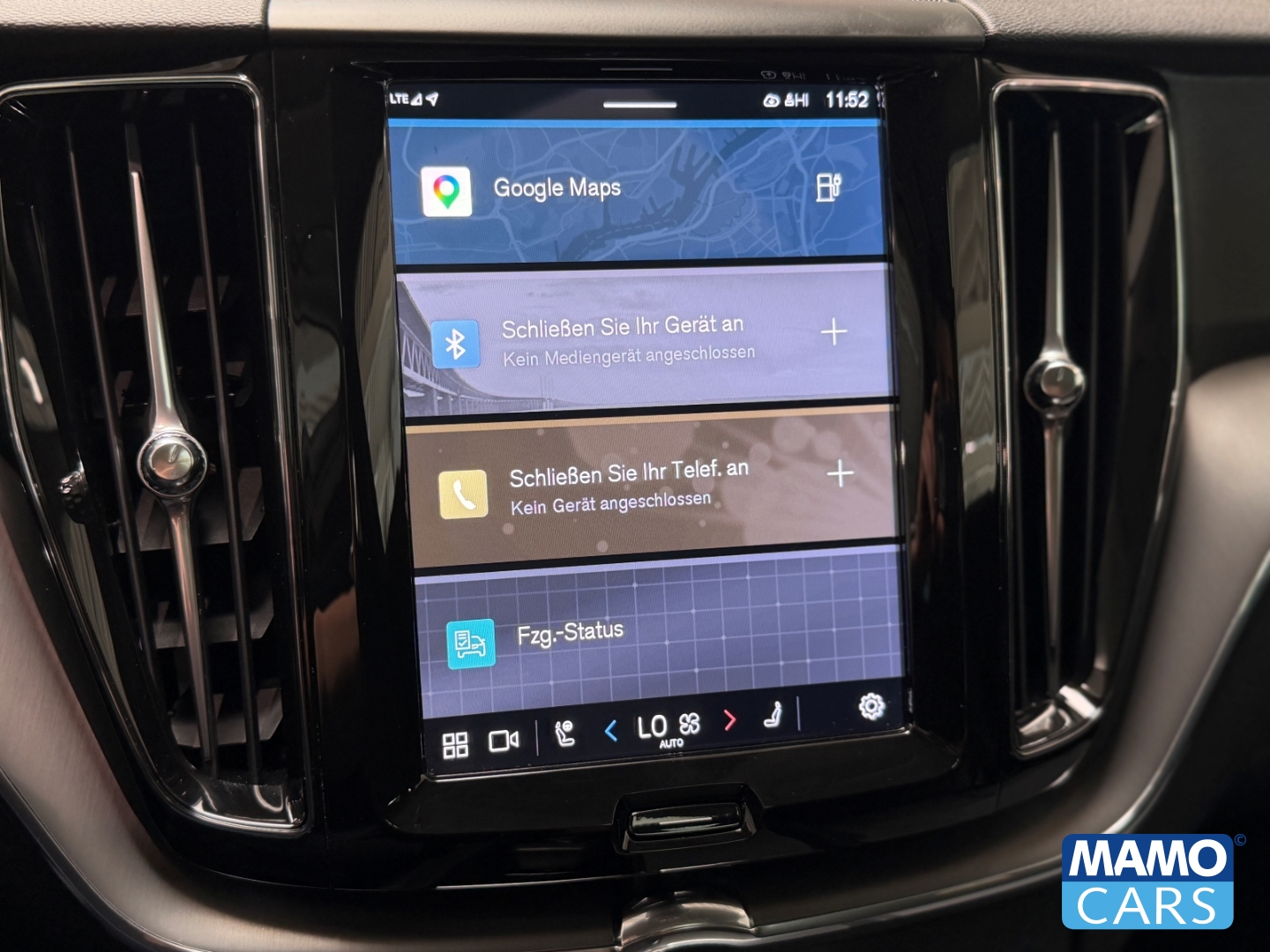 Fahrzeugabbildung Volvo XC60 T6 AWD Core Recharge ACC/BLIS/AHK/FSH/PANO