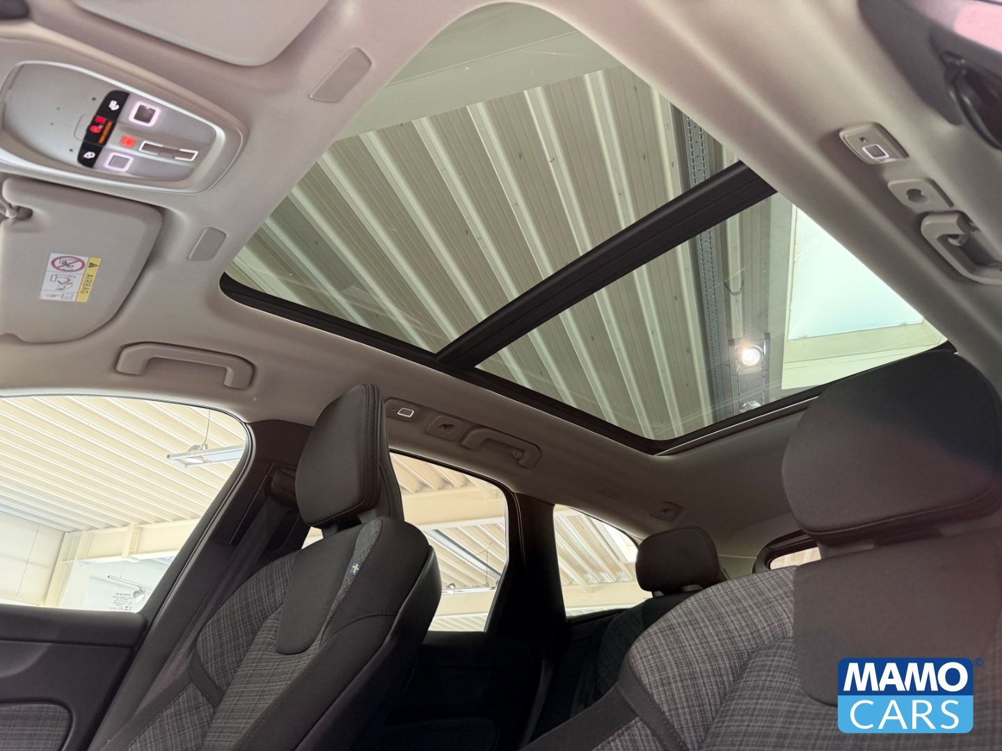 Fahrzeugabbildung Volvo XC60 T6 AWD Core Recharge ACC/BLIS/AHK/FSH/PANO