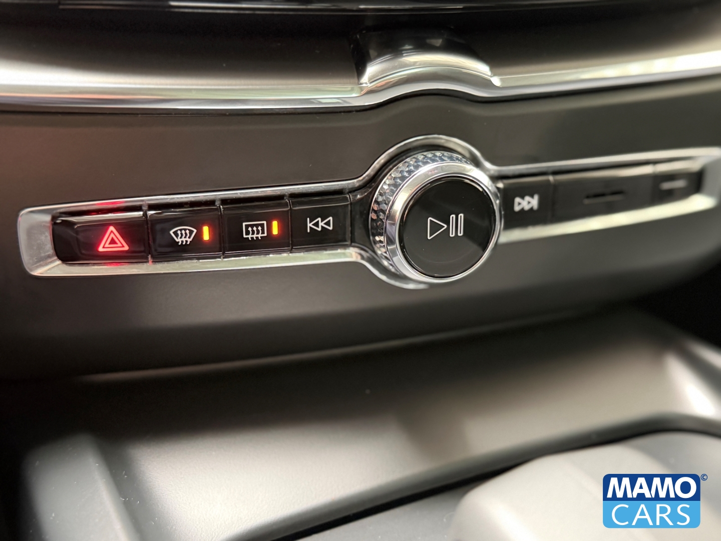 Fahrzeugabbildung Volvo XC60 T6 AWD Core Recharge ACC/BLIS/AHK/FSH/PANO