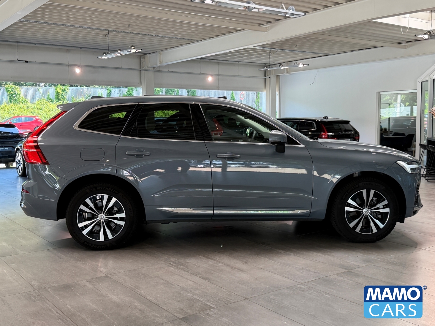 Fahrzeugabbildung Volvo XC60 T6 AWD Core Recharge ACC/BLIS/AHK/FSH/PANO