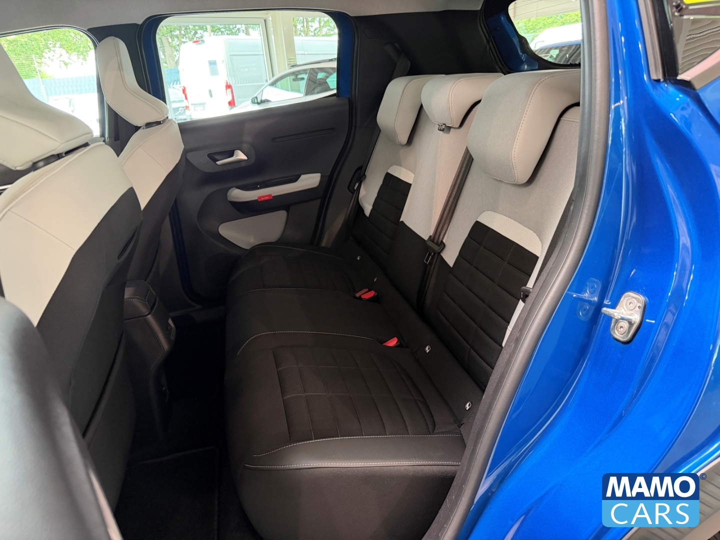 Fahrzeugabbildung Citroen e-C3 113 MAX 11KW-OBC/NAVI/KLIMA/CAM/TEMPOMAT