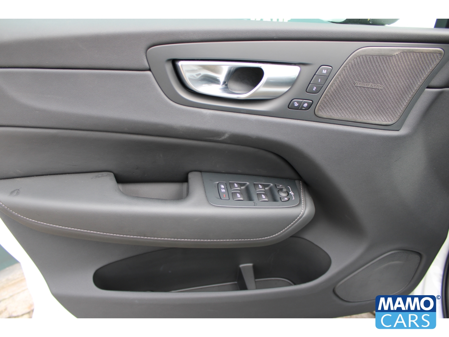 Fahrzeugabbildung Volvo XC60 T8 AWD Plus Bright Recharge 360CAM/ACC/PANO