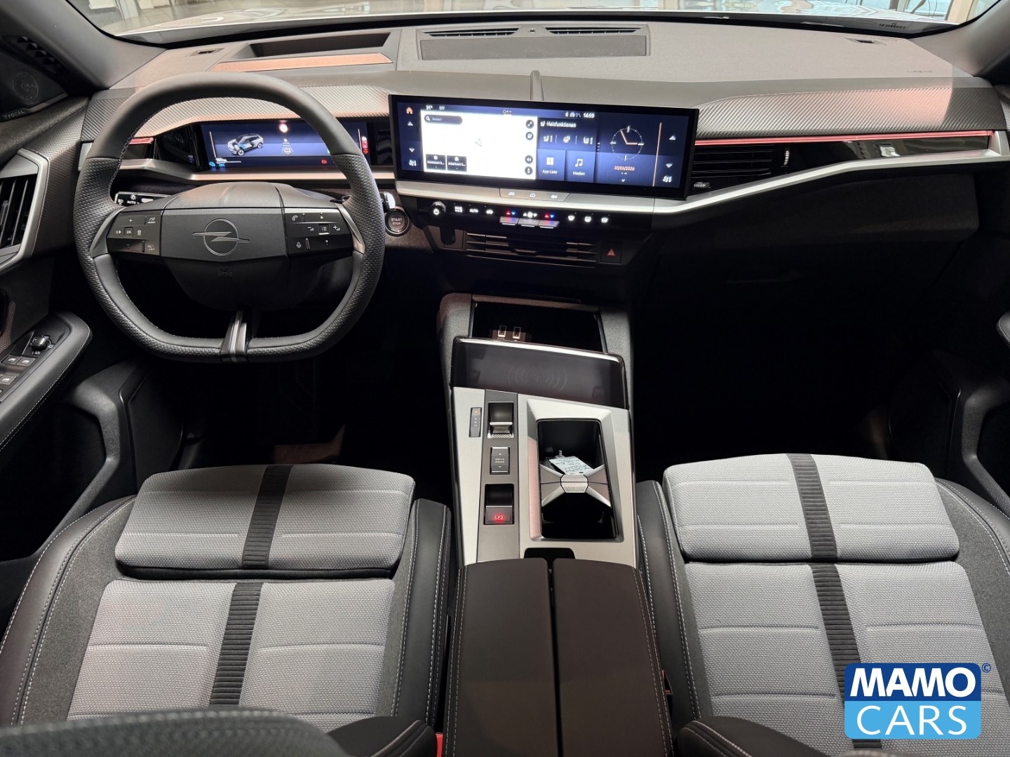 Fahrzeugabbildung Opel Grandland Electric GS NAVI/360°/WP/BLIS/LED