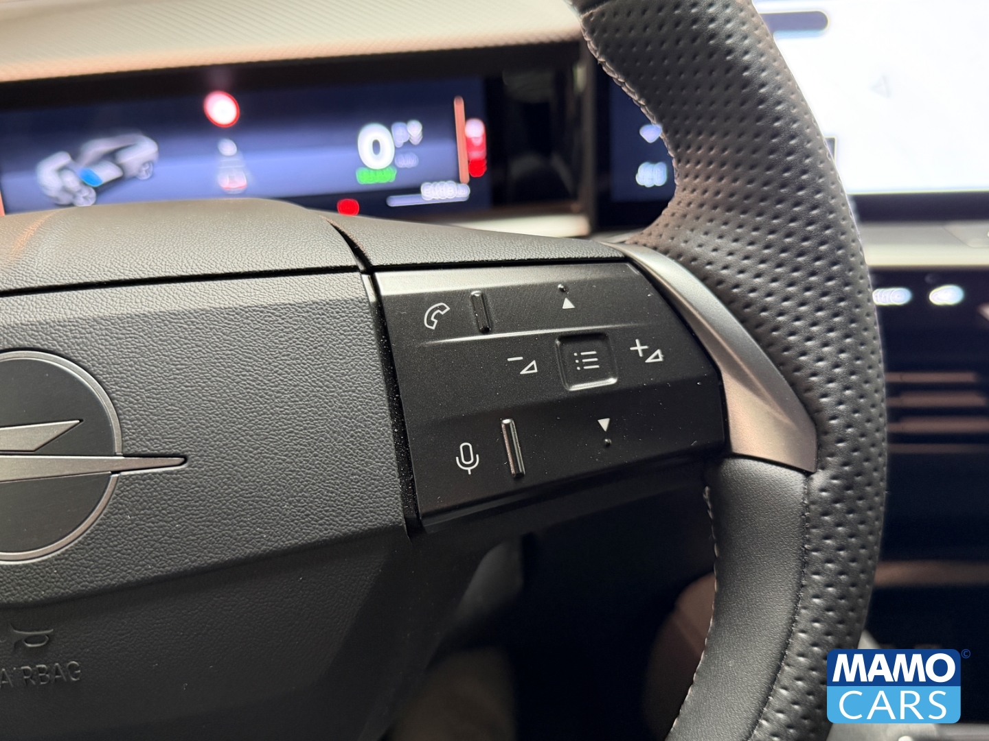 Fahrzeugabbildung Opel Grandland Electric GS NAVI/360°/WP/BLIS/LED