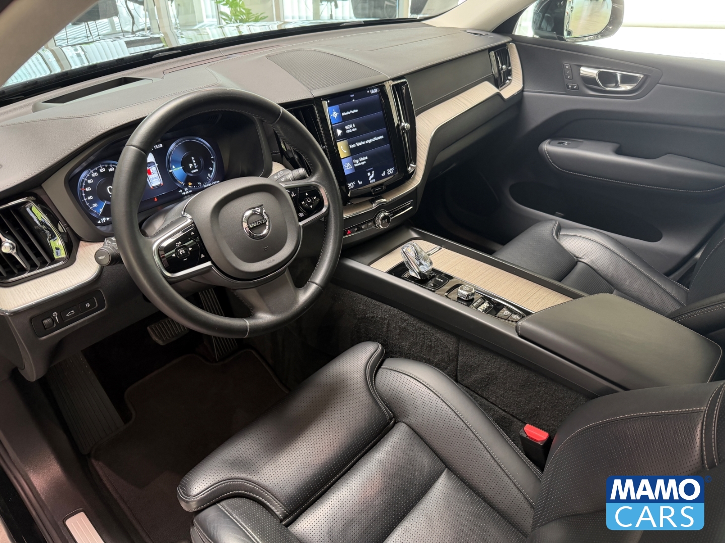 Fahrzeugabbildung Volvo XC60 T8 Inscription AWD AHK/ACC/BLIS/360°/PANO