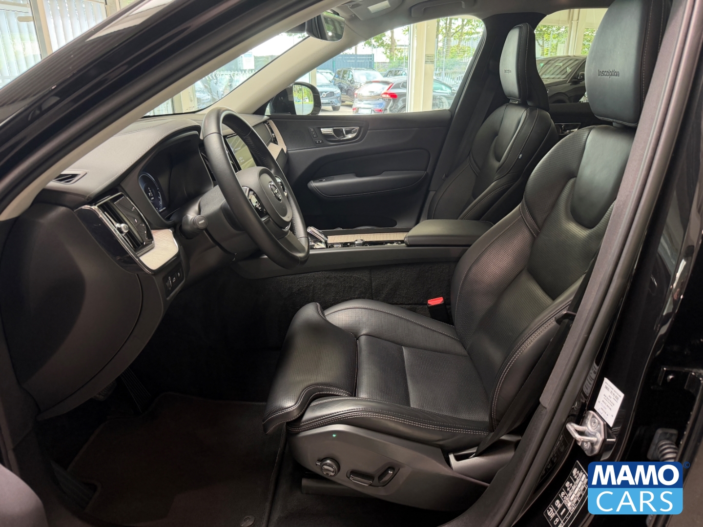 Fahrzeugabbildung Volvo XC60 T8 Inscription AWD AHK/ACC/BLIS/360°/PANO