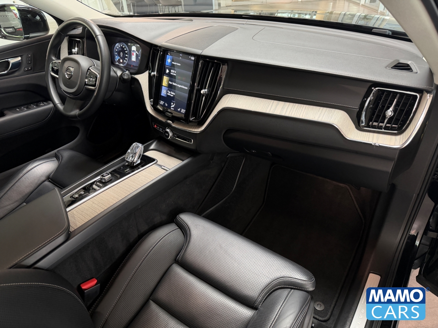 Fahrzeugabbildung Volvo XC60 T8 Inscription AWD AHK/ACC/BLIS/360°/PANO