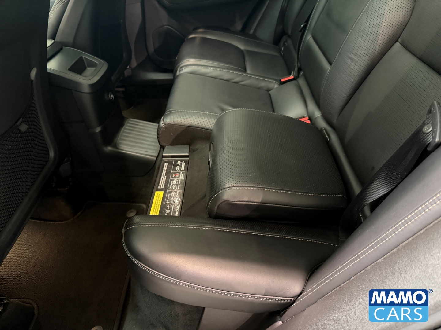 Fahrzeugabbildung Volvo XC60 T8 Inscription AWD AHK/ACC/BLIS/360°/PANO