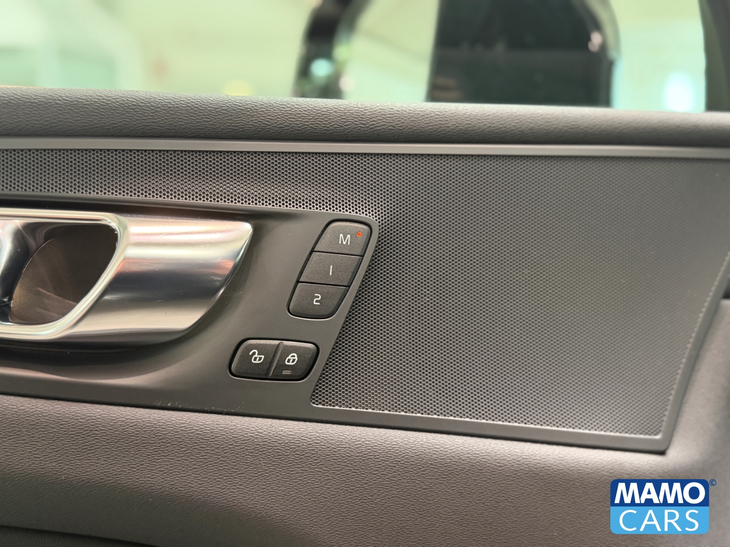 Fahrzeugabbildung Volvo XC60 T8 Inscription AWD AHK/ACC/BLIS/360°/PANO