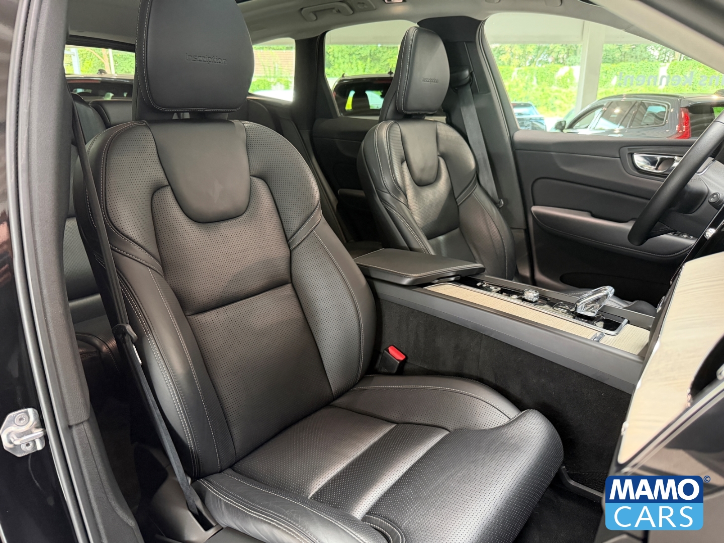 Fahrzeugabbildung Volvo XC60 T8 Inscription AWD AHK/ACC/BLIS/360°/PANO