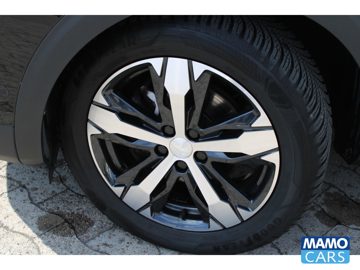 Fahrzeugabbildung Peugeot 3008 1.2 GT ACC/AHK/Kamera/Full-LED/DAB+