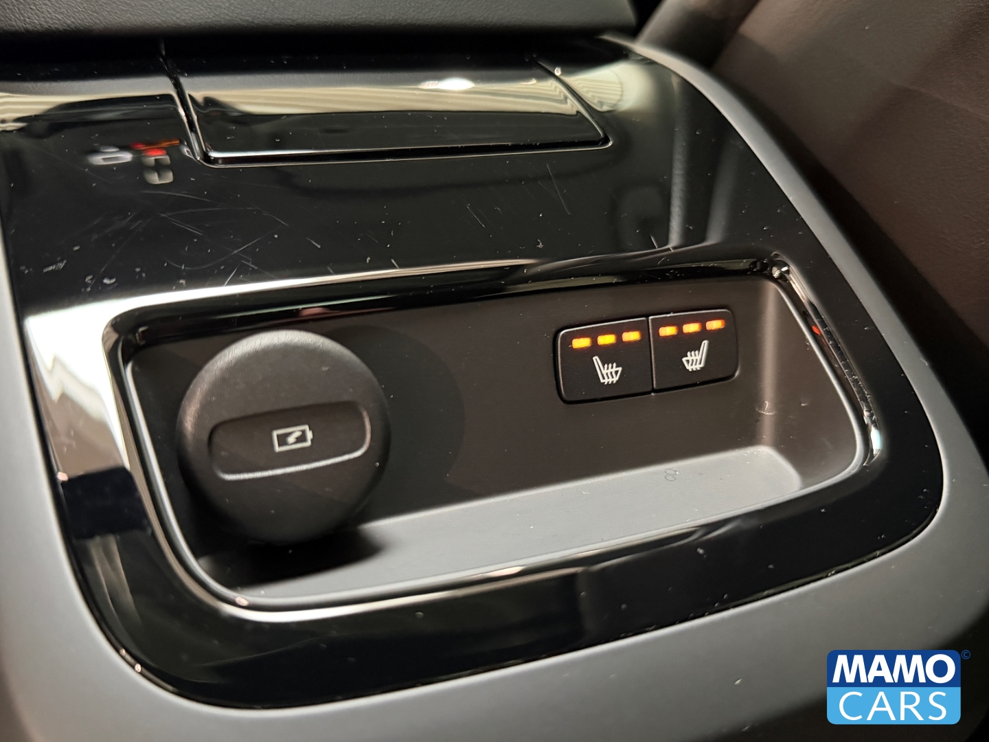 Fahrzeugabbildung Volvo V60 T8 AWD Plus Bright ACC/BLIS/HUD/360°/PANO