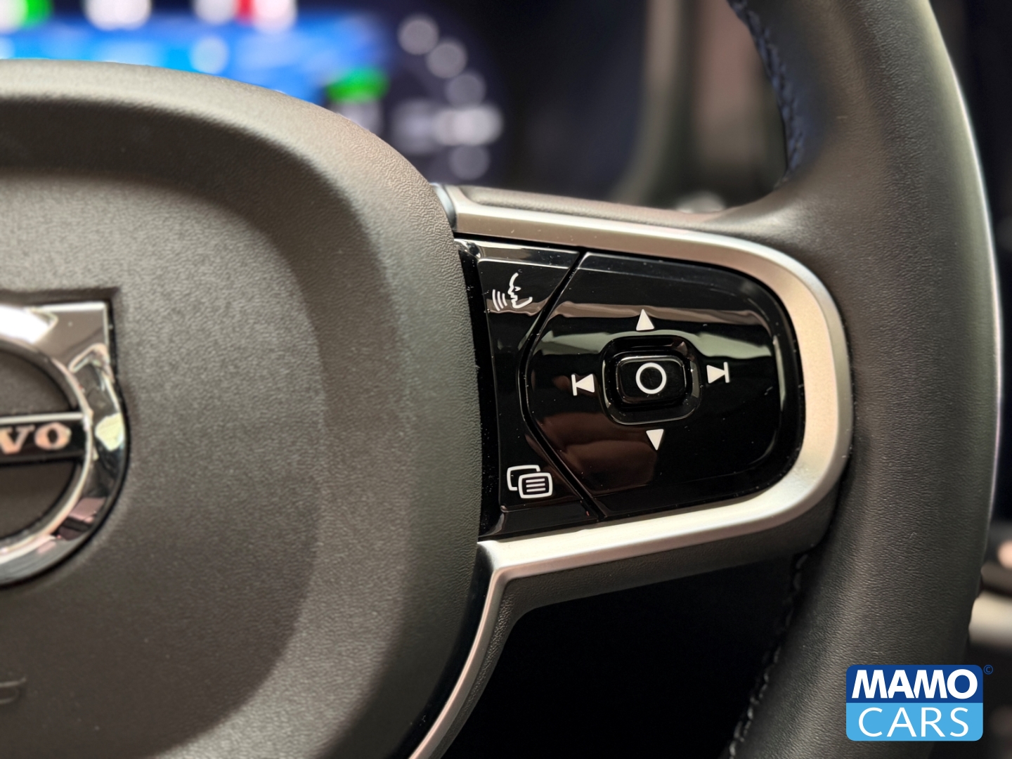Fahrzeugabbildung Volvo V60 T8 AWD Plus Bright ACC/BLIS/HUD/360°/PANO