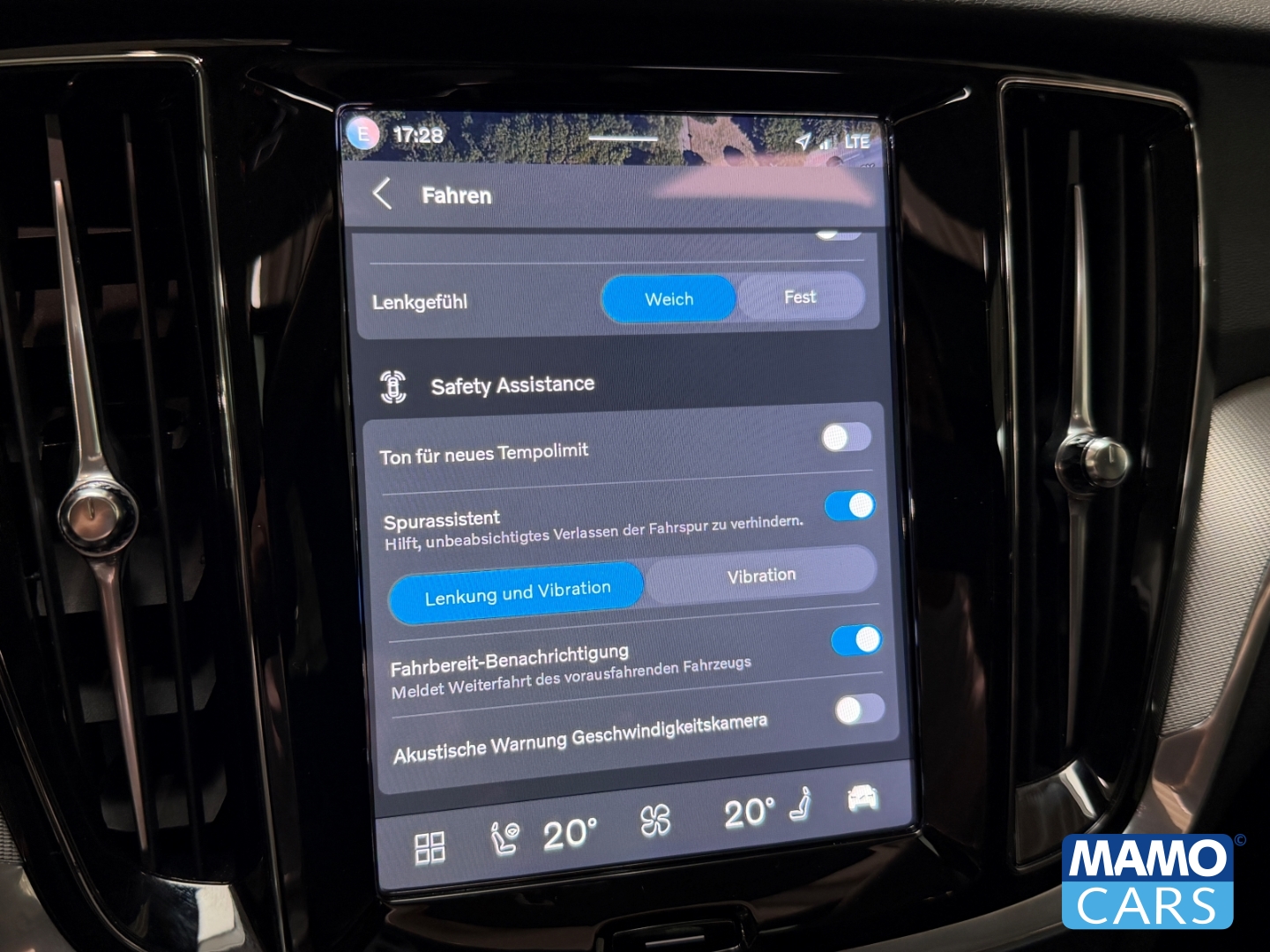 Fahrzeugabbildung Volvo V60 T8 AWD Plus Bright ACC/BLIS/HUD/360°/PANO