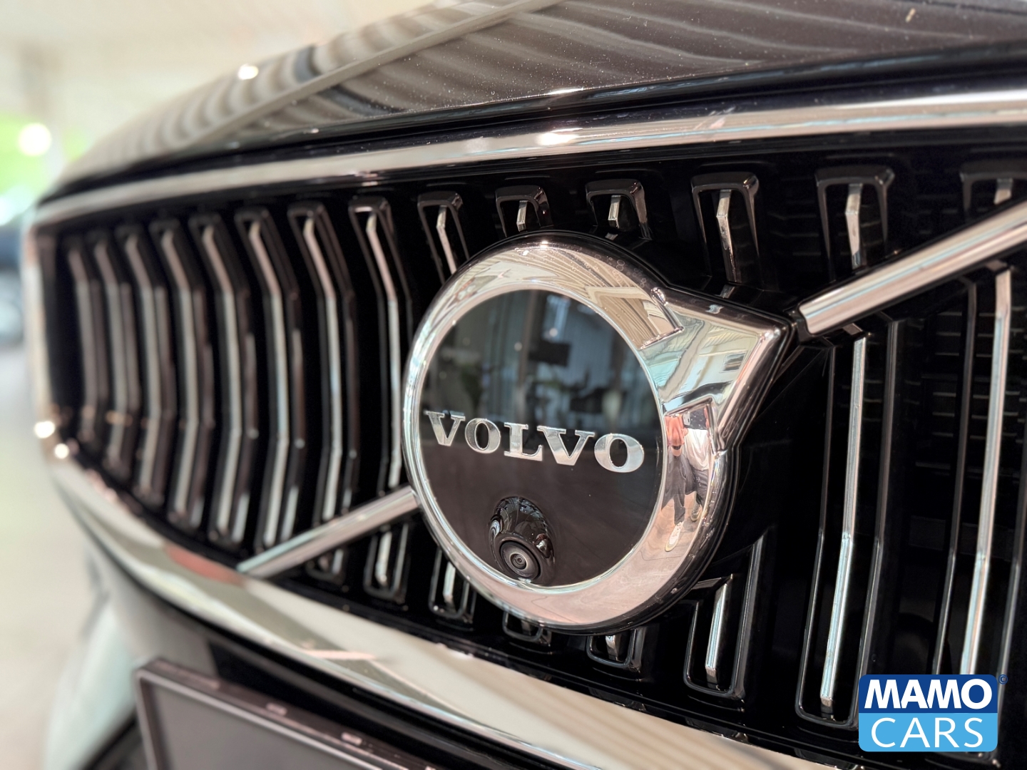 Fahrzeugabbildung Volvo V60 T8 AWD Plus Bright ACC/BLIS/HUD/360°/PANO