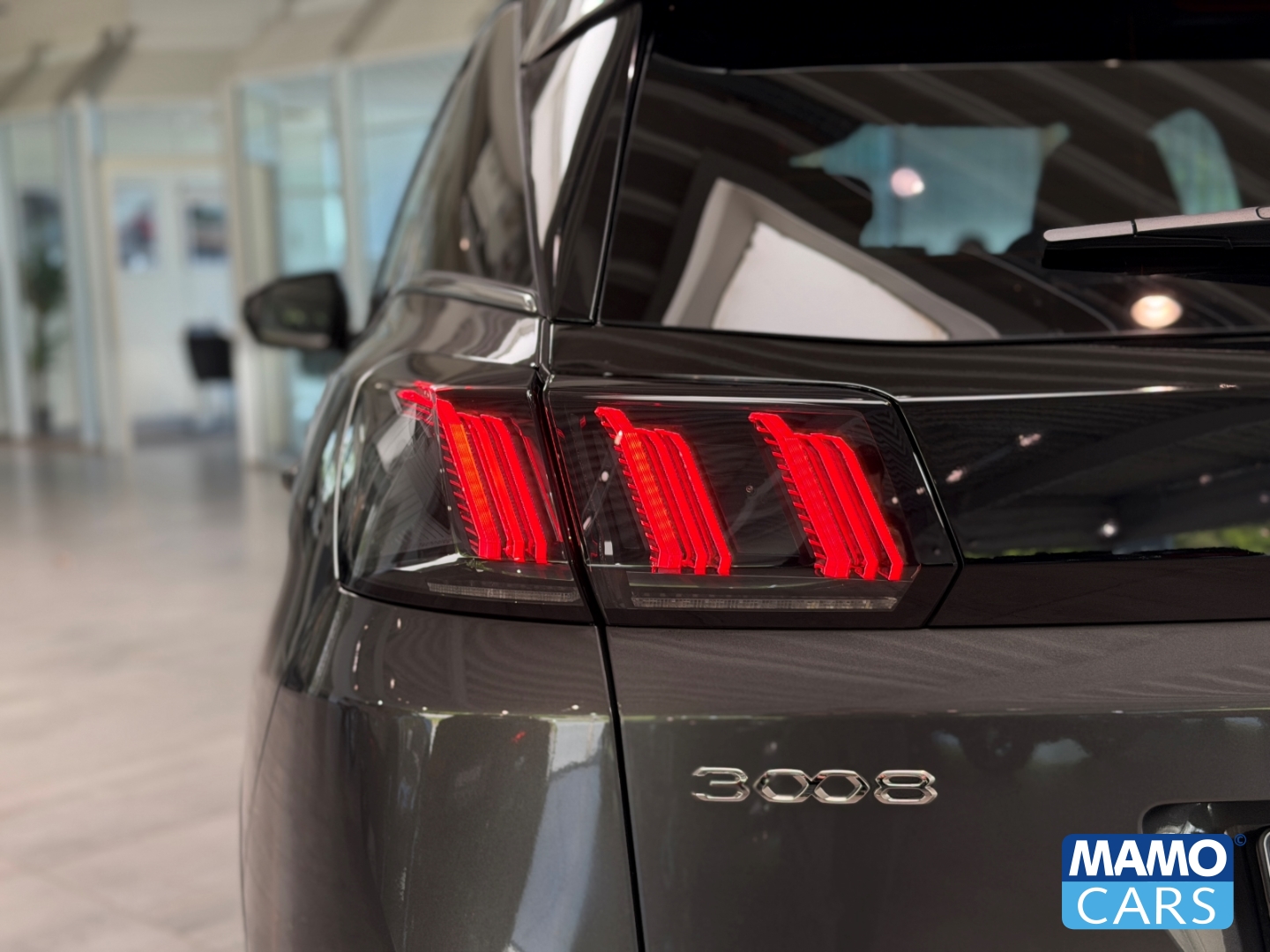 Fahrzeugabbildung Peugeot 3008 Hybrid 136 GT AHK/ACC/CAM/NAVI/SHZ