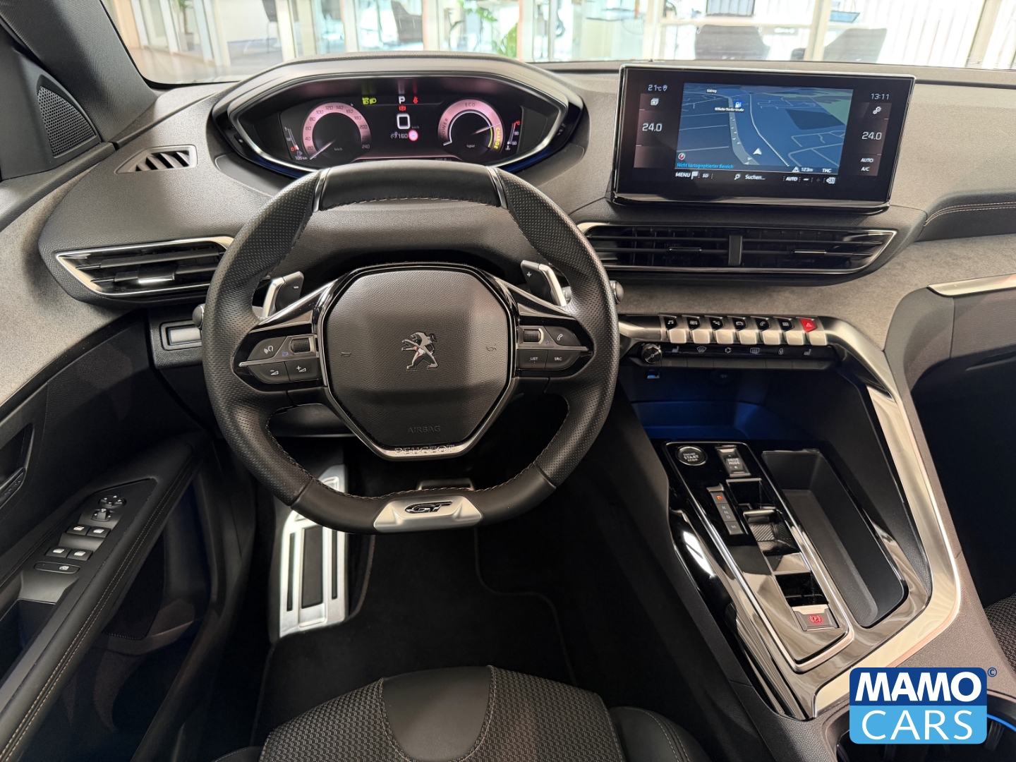 Fahrzeugabbildung Peugeot 3008 Hybrid 136 GT AHK/ACC/CAM/NAVI/SHZ