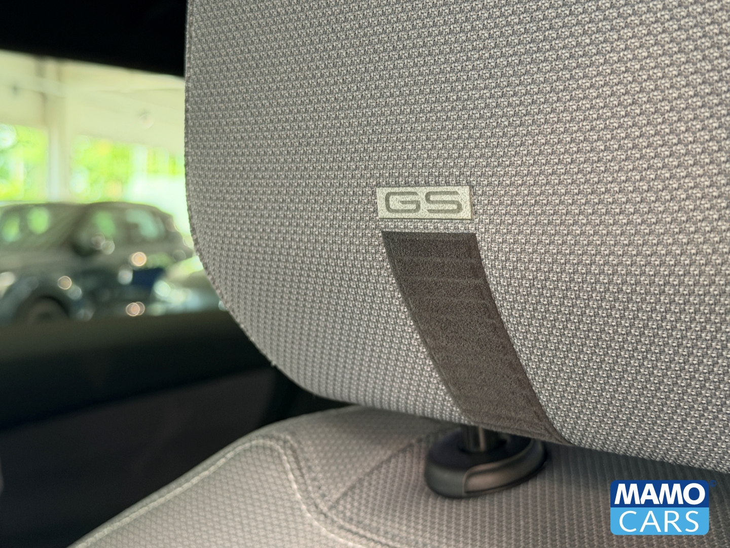 Fahrzeugabbildung Opel Grandland 1.2 GS 48V-Hybrid CAM/NAVI/KLIMA/SHZ