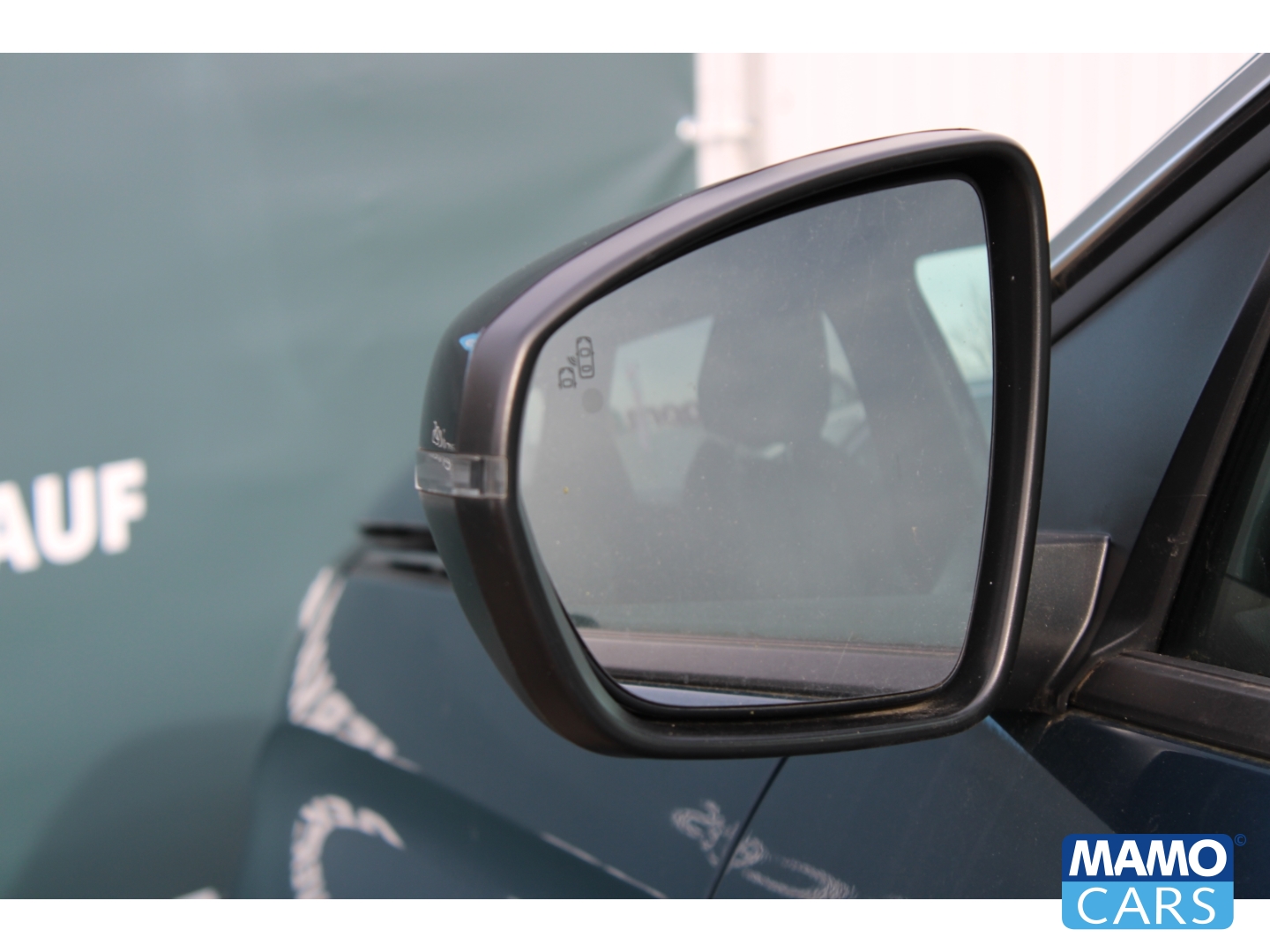 Fahrzeugabbildung Peugeot 3008 1.2 Allure Pack AHK/Allwetter/SHZ/Kamera