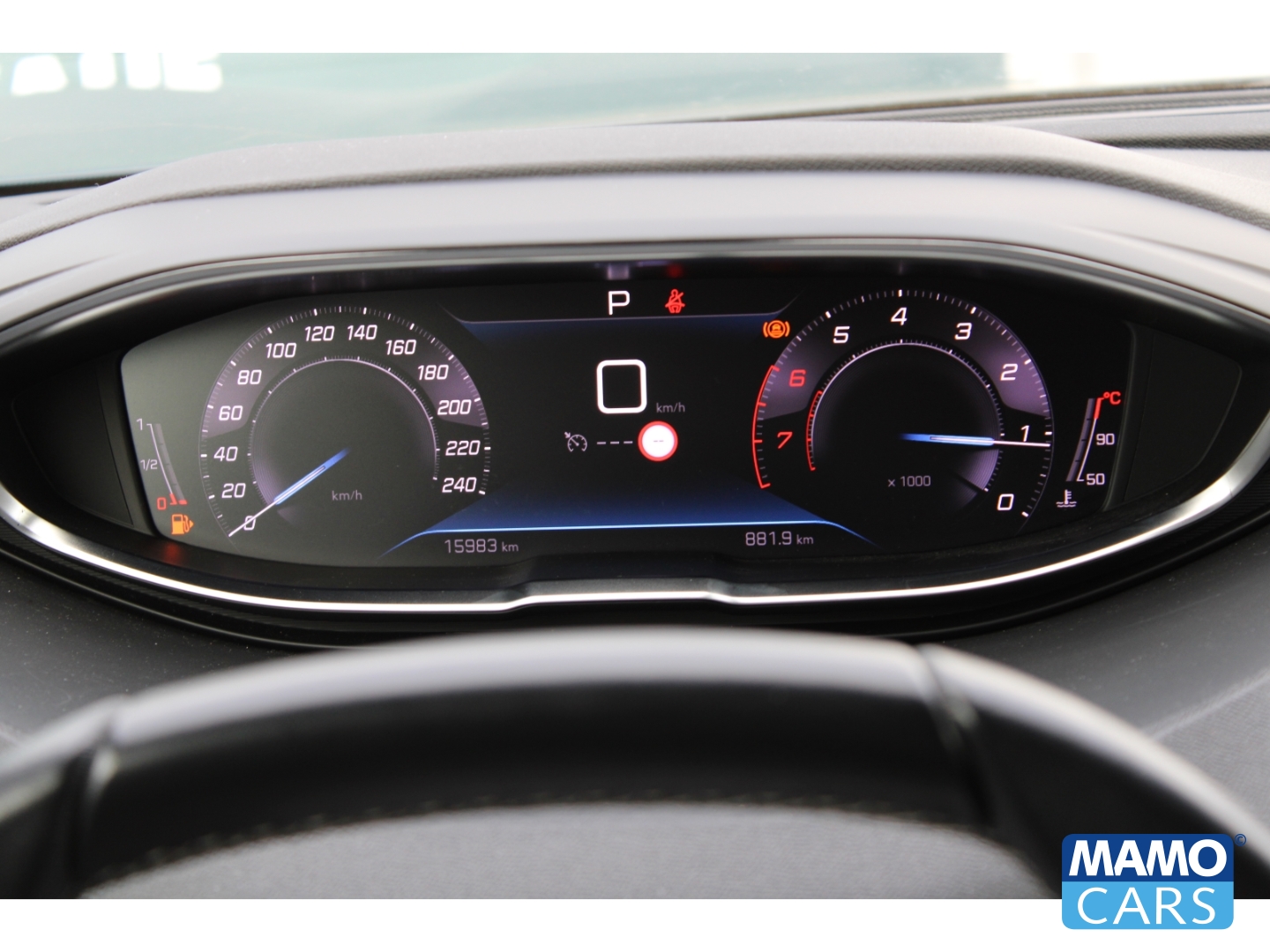 Fahrzeugabbildung Peugeot 3008 1.2 Allure Pack AHK/Allwetter/SHZ/Kamera