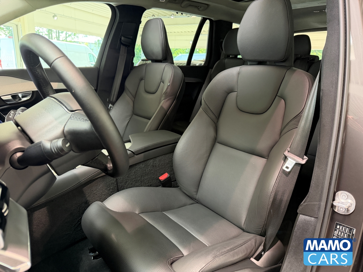 Fahrzeugabbildung Volvo XC90 T8 AWD Ultra Bright 7-Sitzer AHK/HUD/PANO