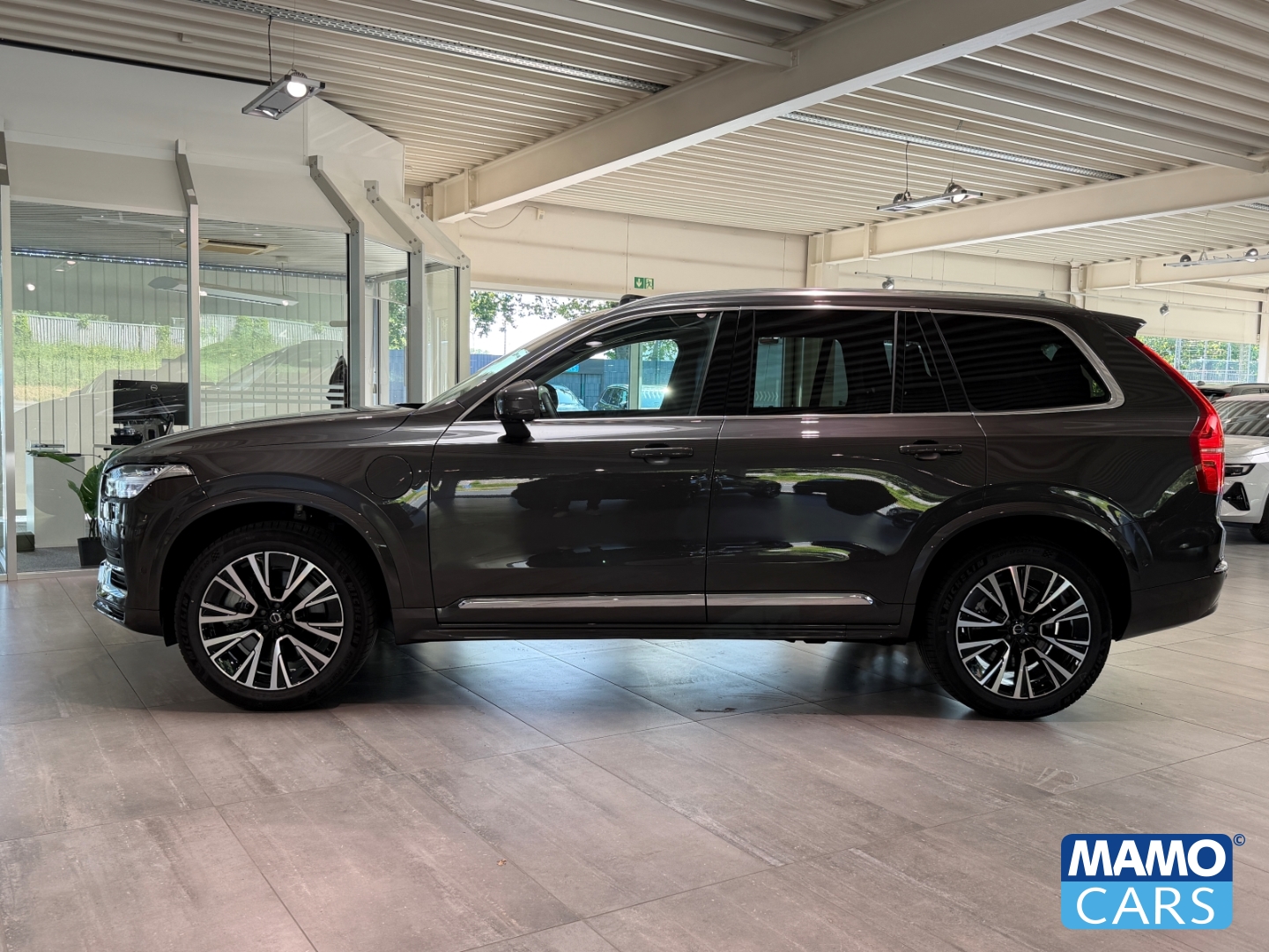 Fahrzeugabbildung Volvo XC90 T8 AWD Ultra Bright 7-Sitzer AHK/HUD/PANO