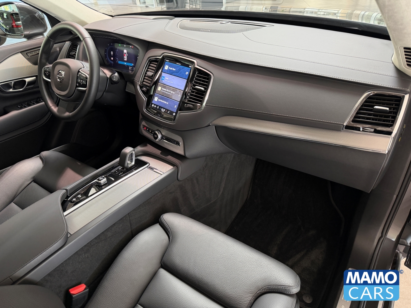 Fahrzeugabbildung Volvo XC90 T8 AWD Ultra Bright 7-Sitzer AHK/HUD/PANO