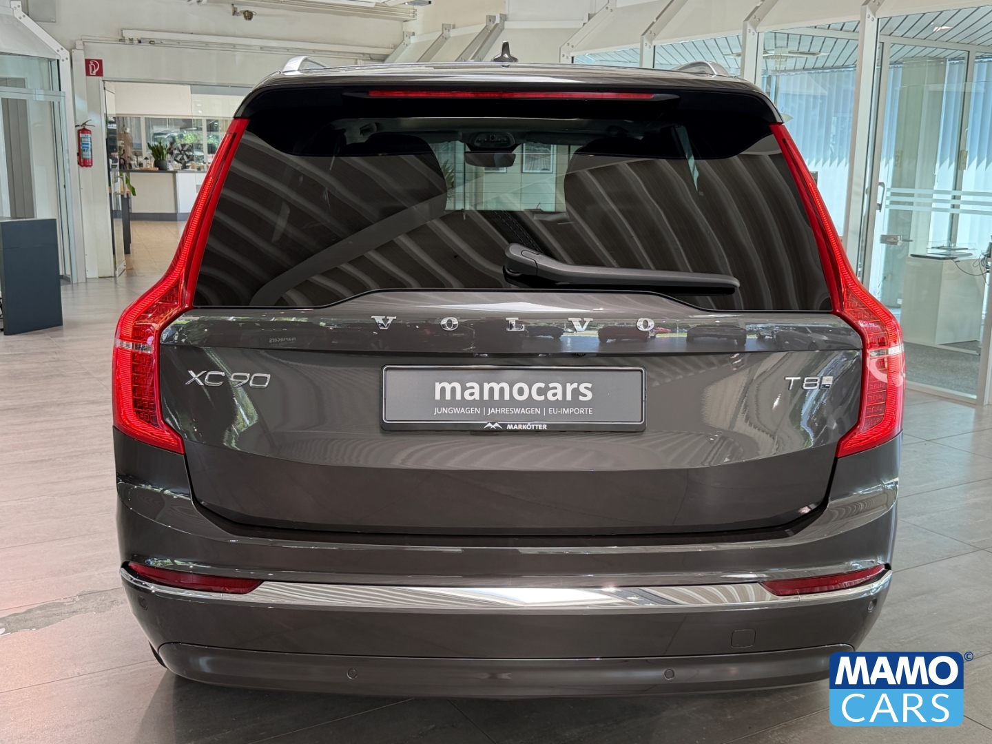 Fahrzeugabbildung Volvo XC90 T8 AWD Ultra Bright 7-Sitzer AHK/HUD/PANO