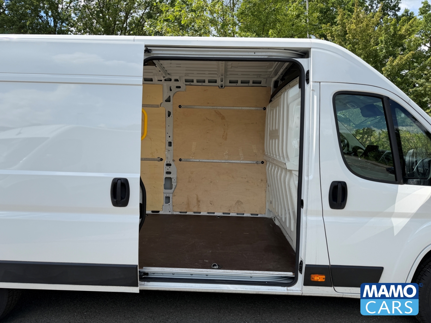 Fahrzeugabbildung Opel Movano Kasten 3.5t L4H2 BlueHDI 140 TEMP/CAM